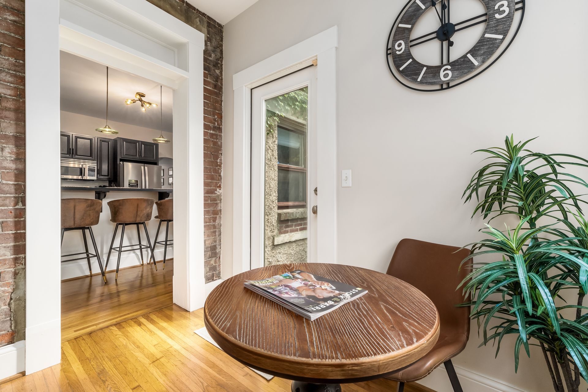 Breakfast nook